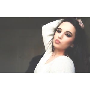 Meet your Posher, Savannah